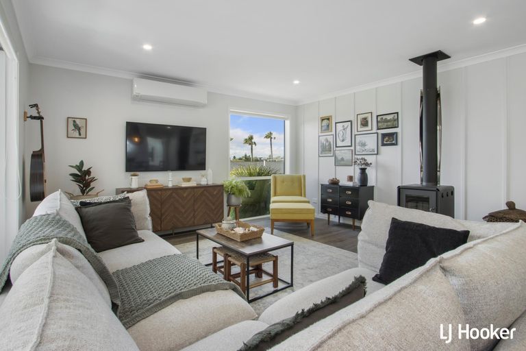 Photo of property in 22 Ralph Lane, Waihi Beach, 3611