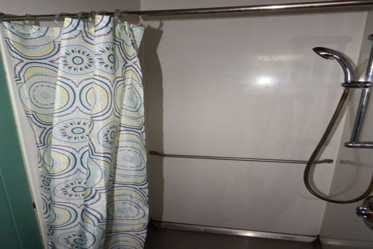 Photo of property in 2 Lambert Street, Marton, 4710