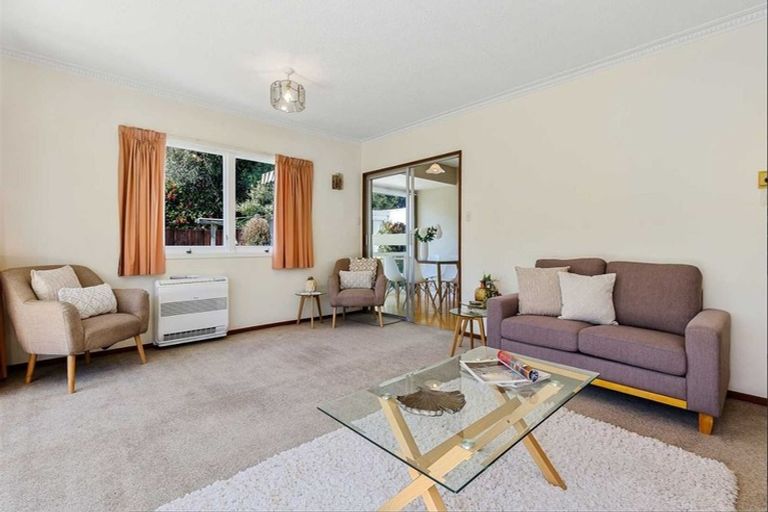 Photo of property in 2/208 Waimairi Road, Ilam, Christchurch, 8041