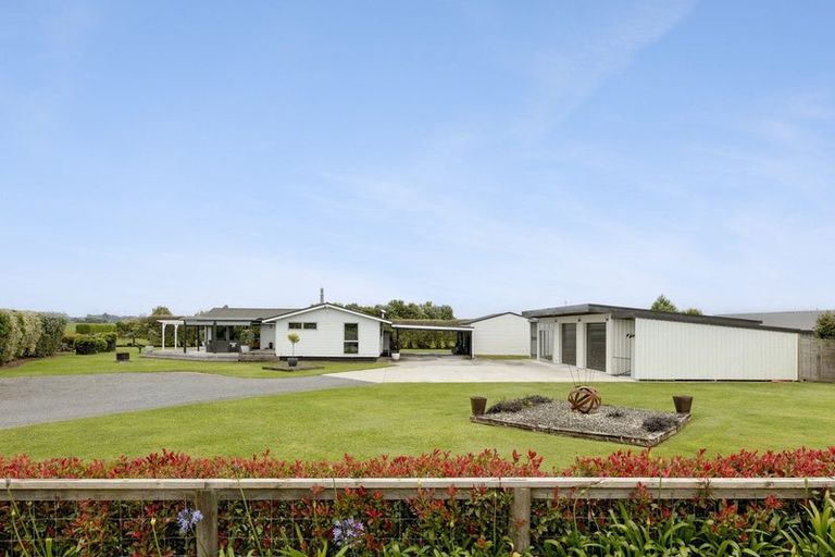 Photo of property in 197 Paroa Road, Coastlands, Whakatane, 3191