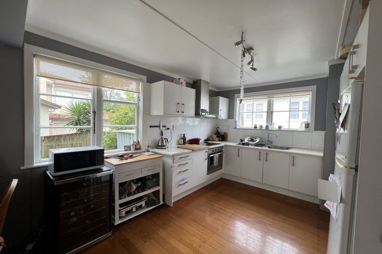 Photo of property in 182 Lake Road, Belmont, Auckland, 0622