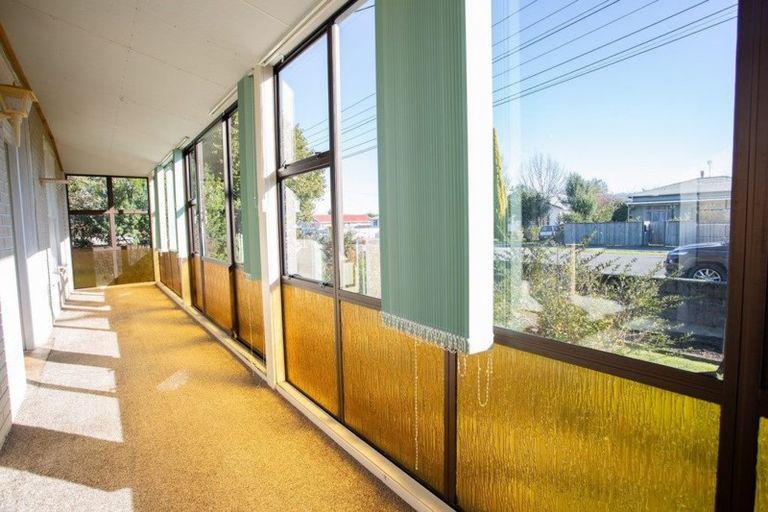 Photo of property in 35 Wyndham Street, Carterton, 5713