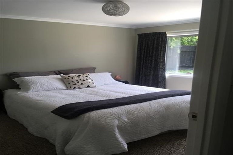 Photo of property in 45a Barnhill Crescent, Pahurehure, Papakura, 2113