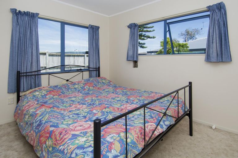 Photo of property in 16 Kaimanawa Street, Mount Maunganui, 3116