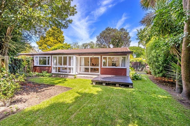 Photo of property in 1/27 Colwyn Street, Bryndwr, Christchurch, 8053