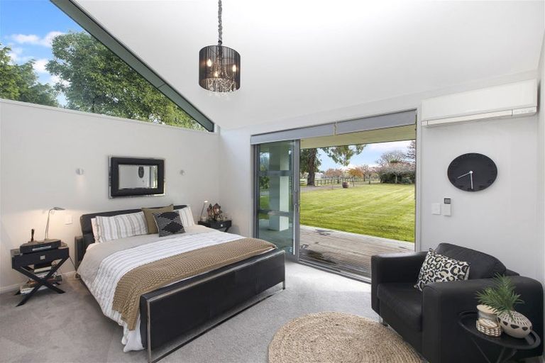 Photo of property in 569 Johns Road, Harewood, Christchurch, 8051