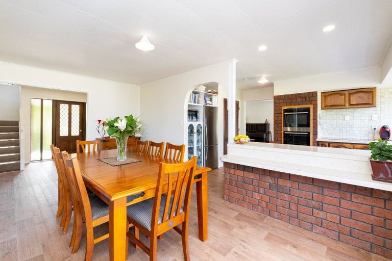 Photo of property in 9 Cumberland Rise, Taradale, Napier, 4112