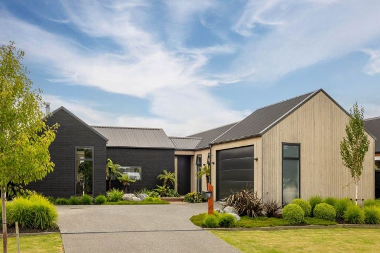 Photo of property in 9 Valour Drive, Rangiora, 7400