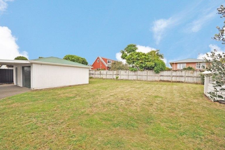 Photo of property in 8 Beresford Street, Pukekohe, 2120
