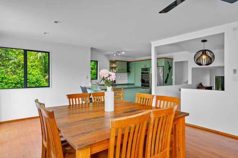 Photo of property in 5a Piripiri Crescent, Torbay, Auckland, 0630