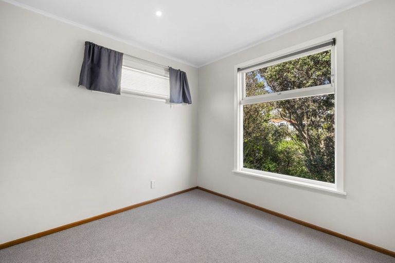 Photo of property in 10 Greenview Way, Miramar, Wellington, 6022