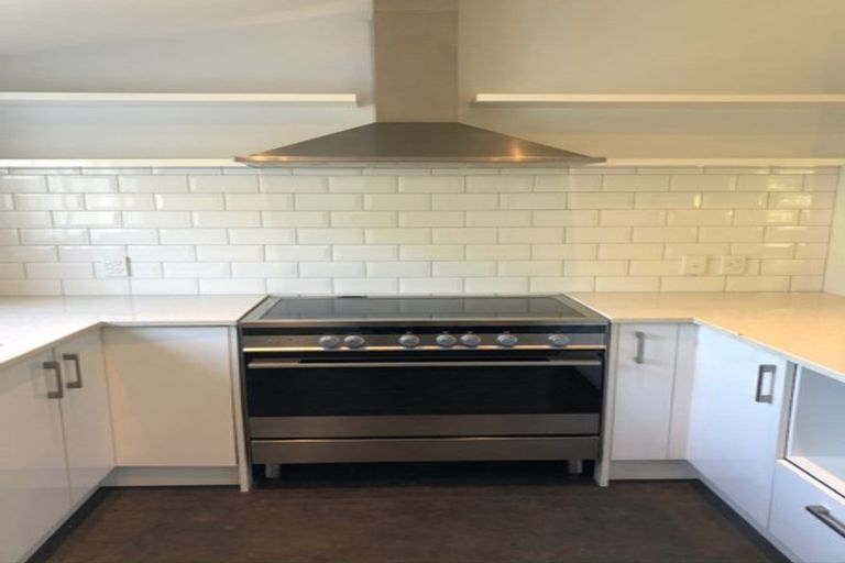 Photo of property in 86 Todman Street, Brooklyn, Wellington, 6021