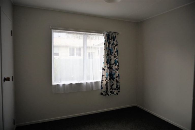 Photo of property in 2/434 Gloucester Street, Taradale, Napier, 4112