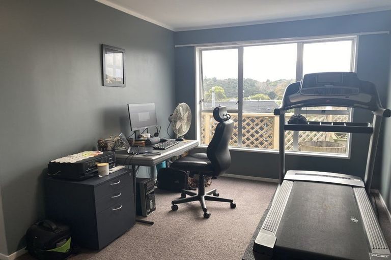 Photo of property in 15 Bowline Place, Whitby, Porirua, 5024