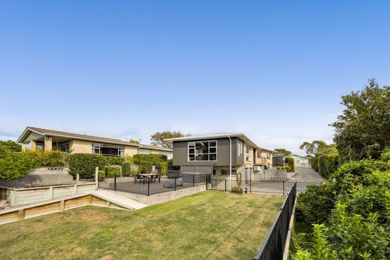 Photo of property in 20 Truby King Street, Merrilands, New Plymouth, 4312