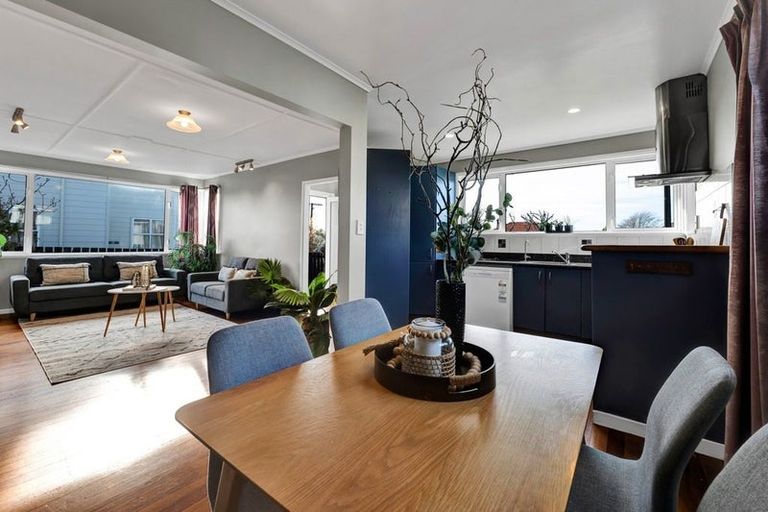 Photo of property in 18 Drake Street, Vogeltown, New Plymouth, 4310