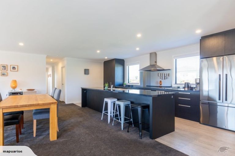 Photo of property in 4 Les Wakefield Road, Mapua, 7005