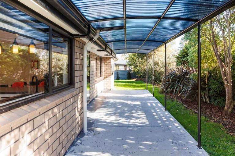 Photo of property in 26 Kimberley Grove, Westbrook, Palmerston North, 4412