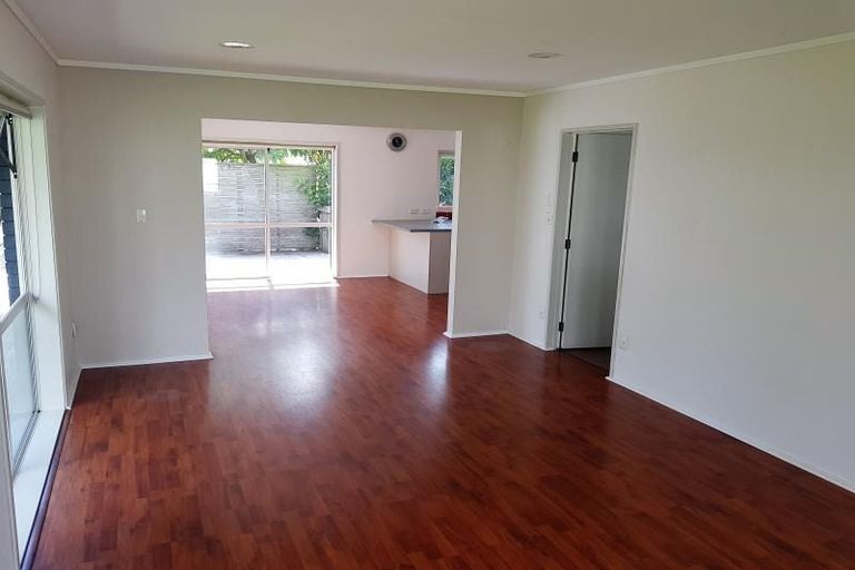 Photo of property in 1/23 Harley Road, Takapuna, Auckland, 0622