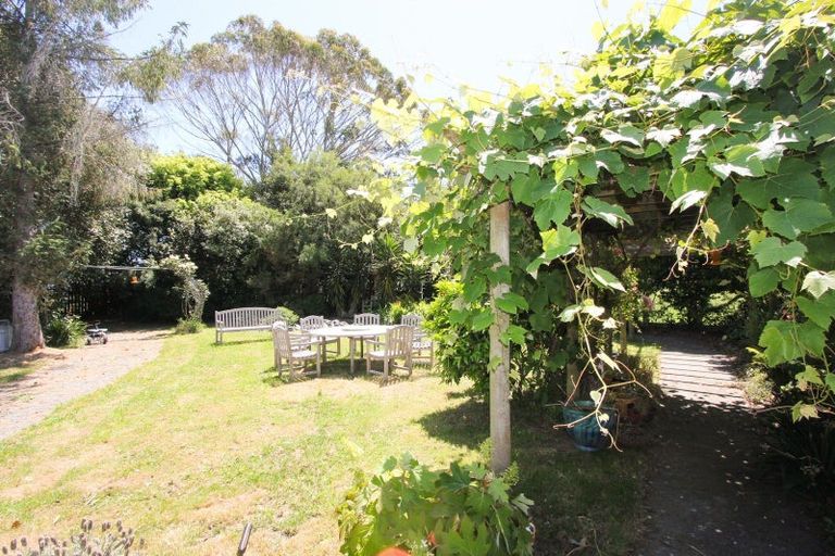 Photo of property in 16 Haunui Road, Whangaehu, Whanganui, 4581