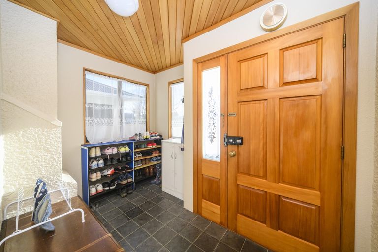 Photo of property in 19 Franklin Avenue, Hokowhitu, Palmerston North, 4410