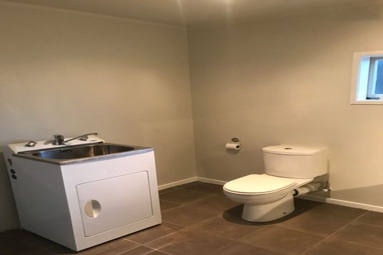 Photo of property in 1/691a East Coast Road, Browns Bay, Auckland, 0630