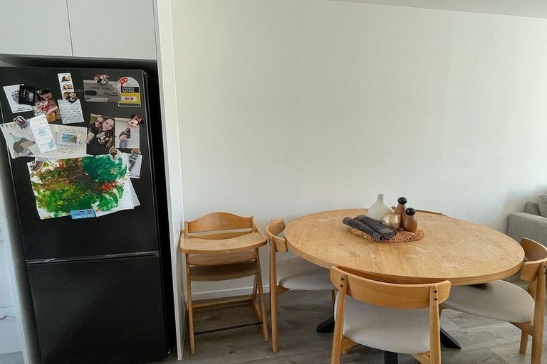 Photo of property in 16/5 Hikurangi Street, Te Atatu Peninsula, Auckland, 0610