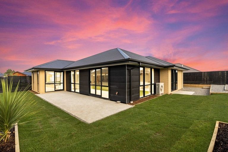 Photo of property in 5 Solitary Lane, Rolleston, 7615