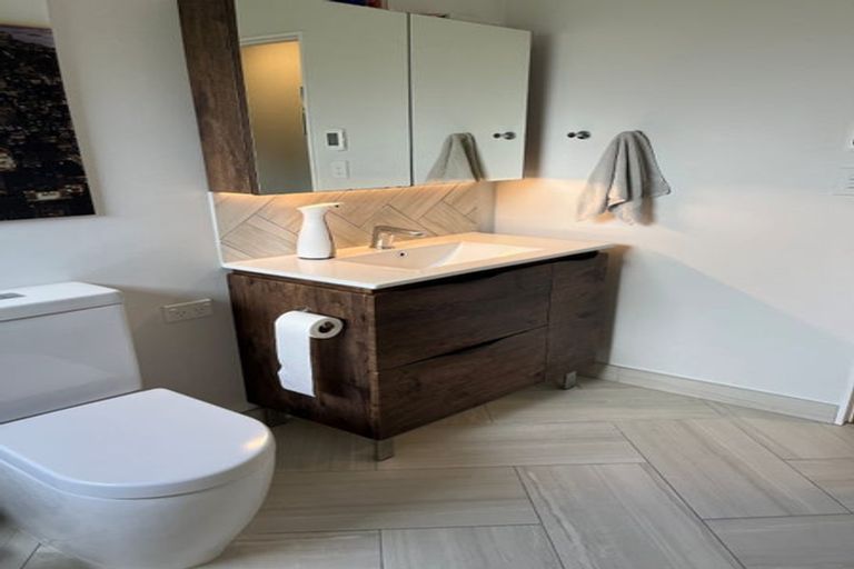 Photo of property in 56b Nile Road, Milford, Auckland, 0620