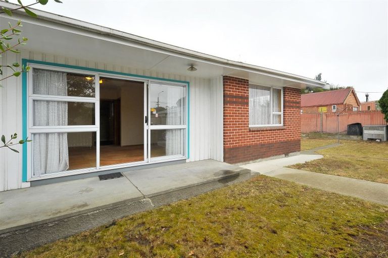 Photo of property in 132b Shortland Street, Aranui, Christchurch, 8061