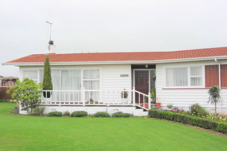 Photo of property in 654 Queen Street East, Levin, 5510