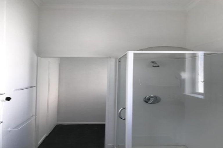 Photo of property in 214 Adelaide Road, Newtown, Wellington, 6021