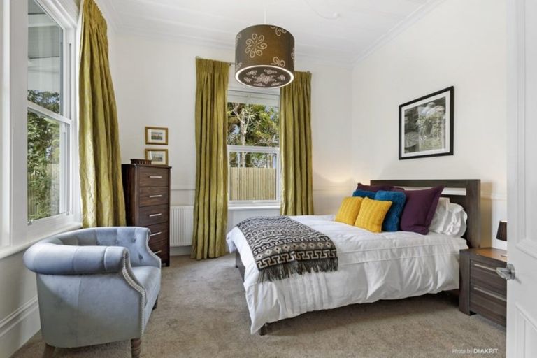 Photo of property in 41 Simla Crescent, Khandallah, Wellington, 6035