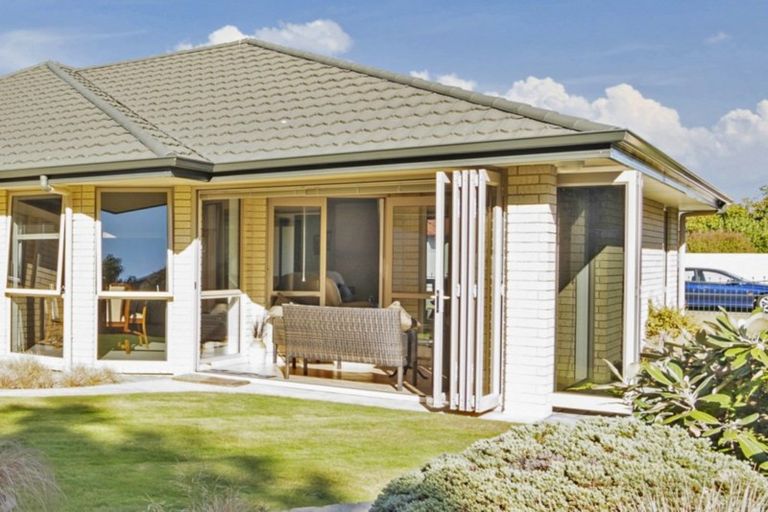 Photo of property in 30 Magnolia Drive, Springlands, Blenheim, 7201