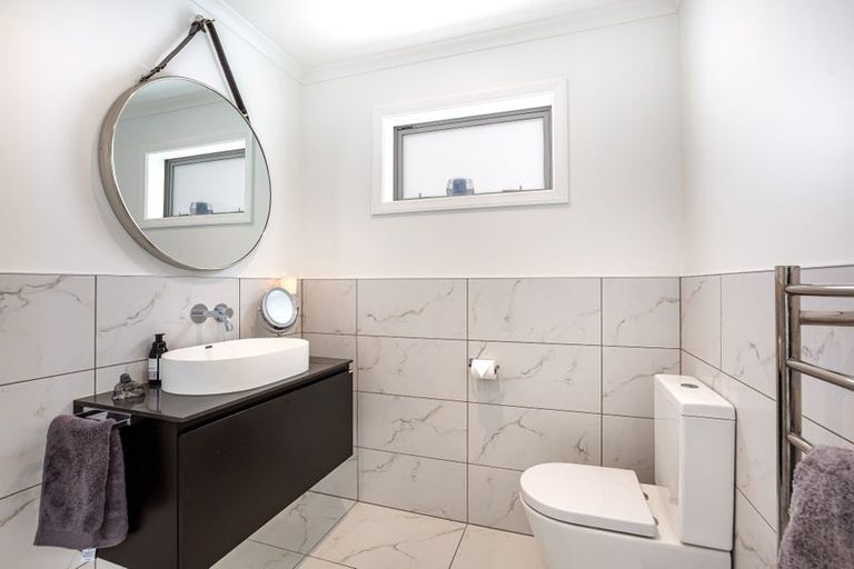 Photo of property in 5 Lucern Lane, Petone, Lower Hutt, 5012