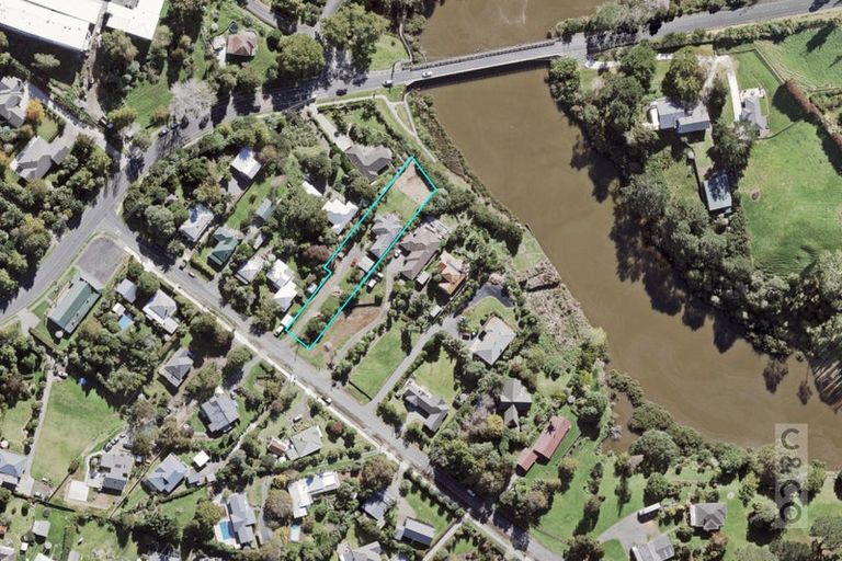 Photo of property in 11 Elliot Street, Riverhead, 0820