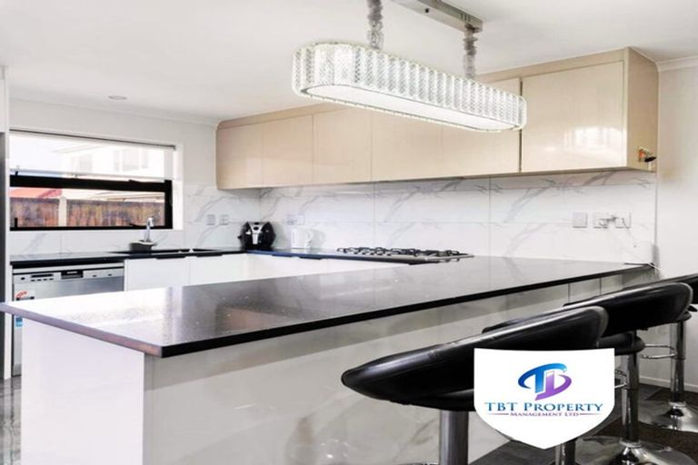 Photo of property in 52b Kimpton Road, Papatoetoe, Auckland, 2025