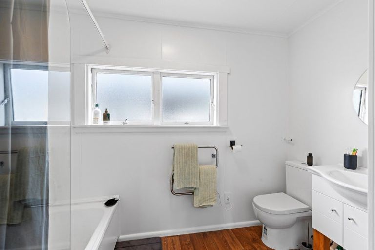 Photo of property in 120 Neville Street, Spreydon, Christchurch, 8024