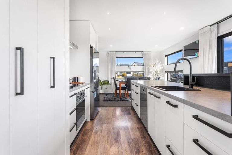 Photo of property in 24 Grey Way, Russley, Christchurch, 8042