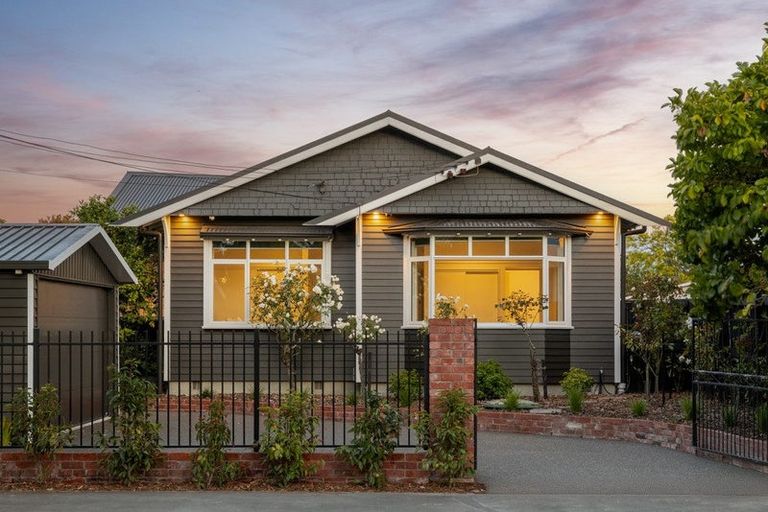 Photo of property in 106 Stapletons Road, Richmond, Christchurch, 8013