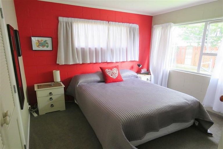 Photo of property in 3/58 Paynters Avenue, Strandon, New Plymouth, 4312