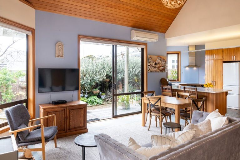 Photo of property in 3b Lighthouse Road, Bluff Hill, Napier, 4110