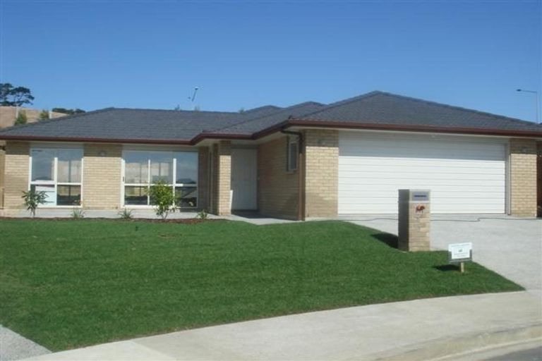 Photo of property in 20 Northbrook Close, Greenhithe, Auckland, 0632