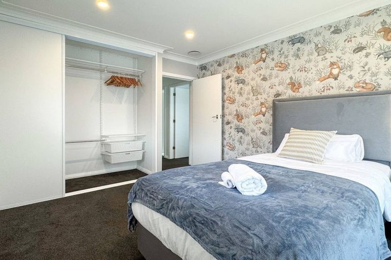 Photo of property in 36 Renata Crescent, Te Atatu Peninsula, Auckland, 0610