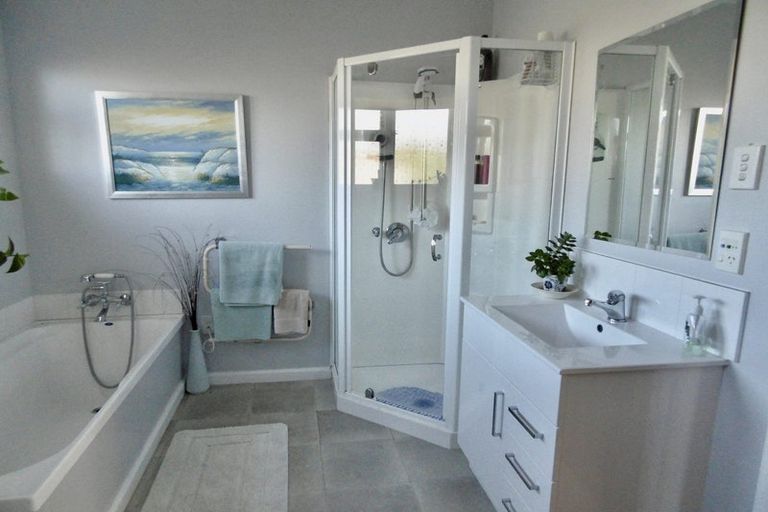 Photo of property in 11 Clayton Road, Amberley, 7410