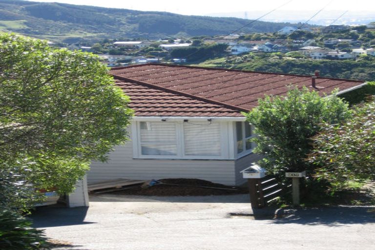 Photo of property in 215 Helston Road, Paparangi, Wellington, 6037