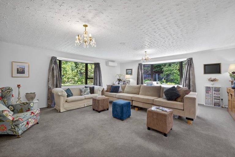 Photo of property in 32 Scarlet Oak Drive, West Melton, Christchurch, 7676