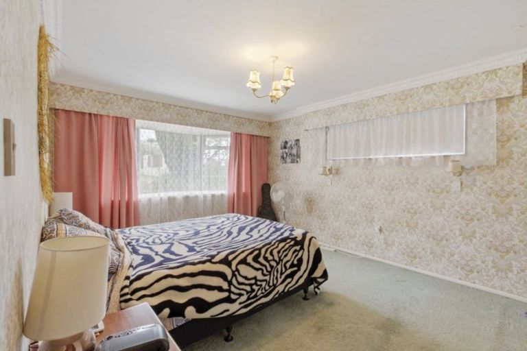 Photo of property in 47 Omokoroa Road, Omokoroa, 3114