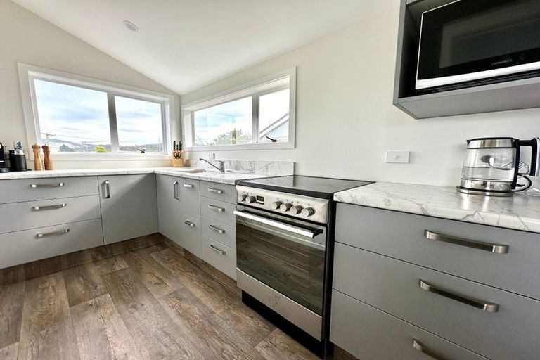 Photo of property in 32 Esplanade, Kaka Point, Balclutha, 9271