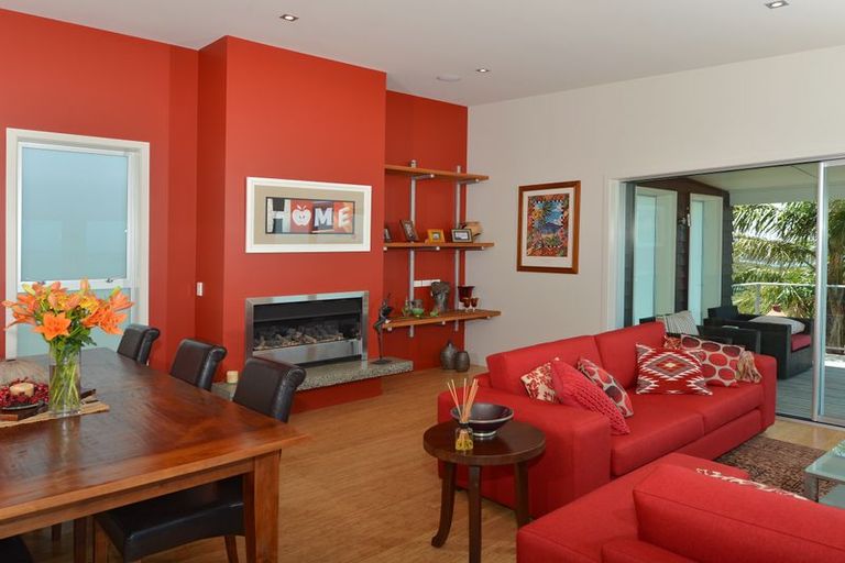 Photo of property in 27 Doves Bay Road, Kerikeri, 0294